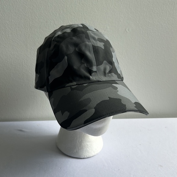 Camouflage Lululemon Hat - Picture 2 of 4
